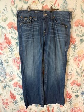 Vintage True Religion Men's Relaxed Blue Denim Jeans